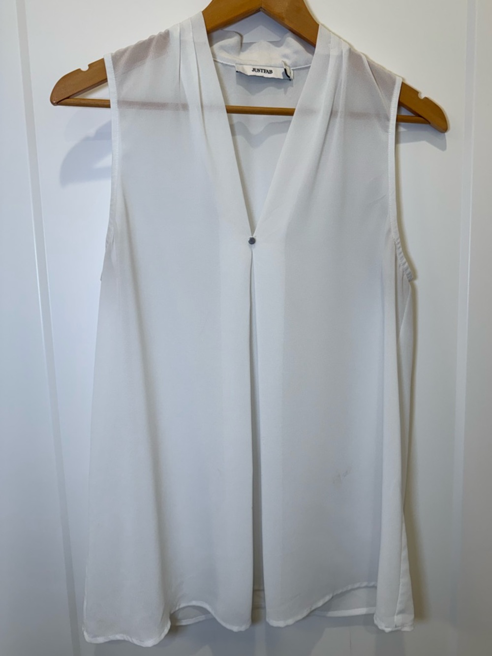 White Sheer Sleeveless Blouse V Neck Flowy Minimalist Top Size Medium